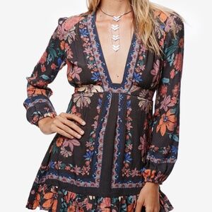 FREE PEOPLE TOP SIZE 4